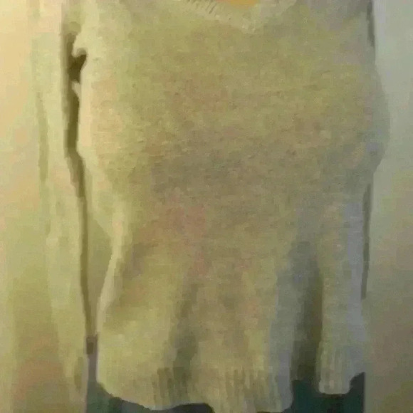 Abercrombie gray lightweight vneck long sleeve casual polyblend trendy sweater M - Picture 1 of 5